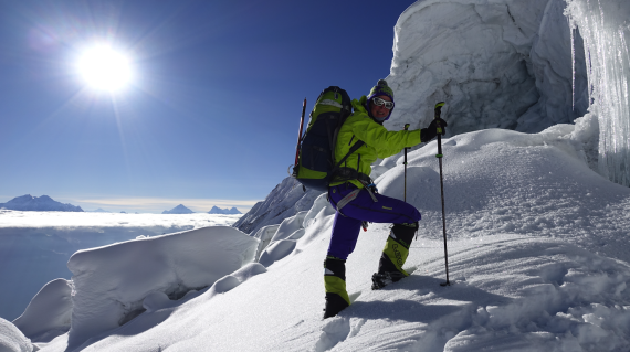 Alix von Melle beim Bergsteigen