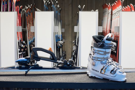 Innovation für Skiverleih und Skigeschäft: Der SkiClicker von No More Boots.