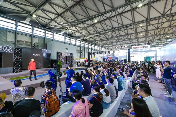 Tmall Fashion Show at ISPO Shanghai