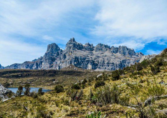 Carstensz-Pyramide: Besteigung des höchsten Berges Ozeaniens