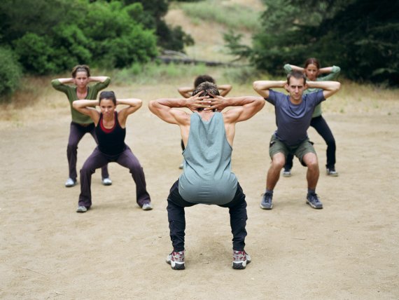 Fitness ohne Studio und Geräte: Outdoor-Training im Bootcamp