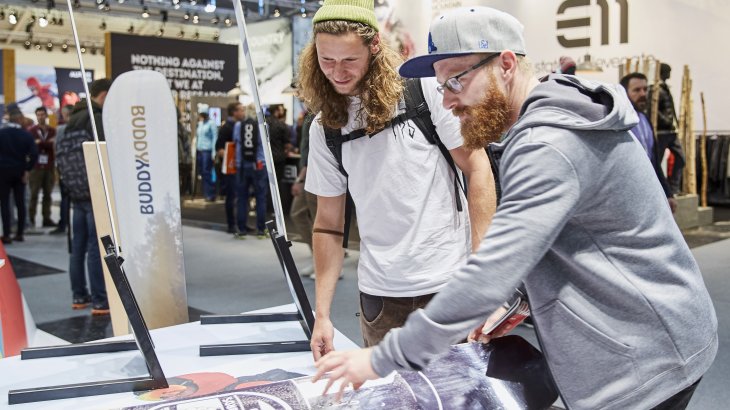 Die ISPO Munich widmet dem Snowboarden die Focus-Area „Welcome to Snowsports!“, die alle wichtigen Technologien und Innovationen präsentiert – ein offener Treffpunkt mit Lounge für die gesamte Branche, in dem Händler, Hersteller, Profis und Influencer zusammenfinden. 