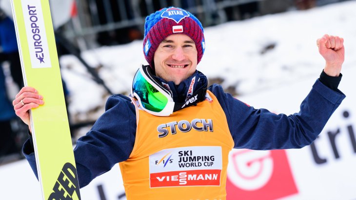 4. Kamil Stoch, 234.200 Instagram-Follower: Alle vier Springen bei der Vierschanzentournee gewonnen – so etwas spricht sich auch bei Social Media herum. Der Pole Kamil Stoch hat 2018 den Rekord von Sven Hannawald eingestellt.Bei den Olympischen Spielen 2014 in Sotschi sicherte er sich beide Einzelmedaillen, 2018 gewann er eine in Pyeongchang. Und 2017 und 2018 war er bei der Vierschanzentournee nicht zu schlagen.