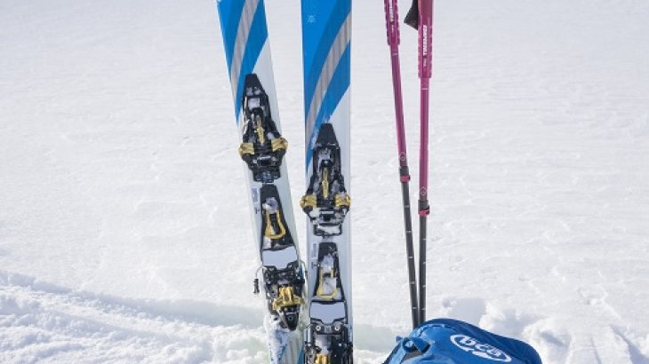 Ein unschlagbares Team: der neue Talkback mit dem BCA Lawinenrucksack während unserem Kurztest