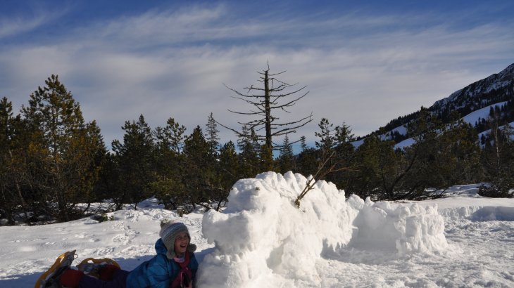 …wie das Bauen von Schneefiguren!