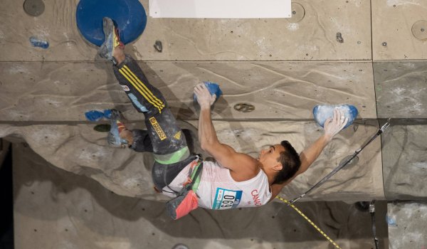 Climbing is one of the trend sports. Sponsoring in this area helps companies to rejuvenate their target group and reach new ones and find new customers. In trend sports, supporters also have much more room to get themselves involved. 