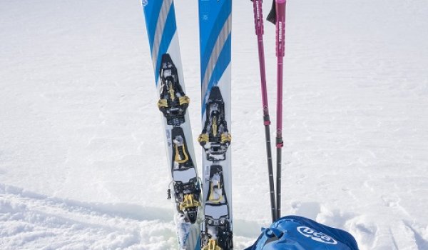 Ein unschlagbares Team: der neue Talkback mit dem BCA Lawinenrucksack während unserem Kurztest