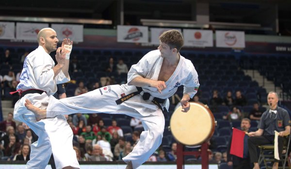 Das in Japan so populäre Karate wird ein Intermezzo geben - mit insgesamt 8 Medaillenentscheidungen. Ob Karate jedoch längerfristig Olympia-Disziplin bleibt, steht noch nicht fest.