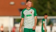 3 bis 4,5 Millionen Euro zahlt die WWK Versicherungsgruppe dem FC Augsburg als Brustsponsor im Jahr.