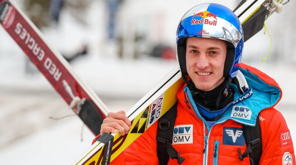 Gregor Schlierenzauer feiert beim Weltcup in Titisee-Neustadt sein Comeback nach einer Knieverletzung.