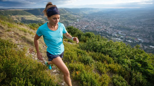 Trend 4, Trailrunning has come to stay: For the majority of runners, the experience of nature is more important than measurable results (according to Salomon, this is the case for 72 percent of runners). Away from the paved paths, Trail Running offers just that: away from the noise of the city, nature on footpaths provides a varied and demanding ambience for a real running experience.